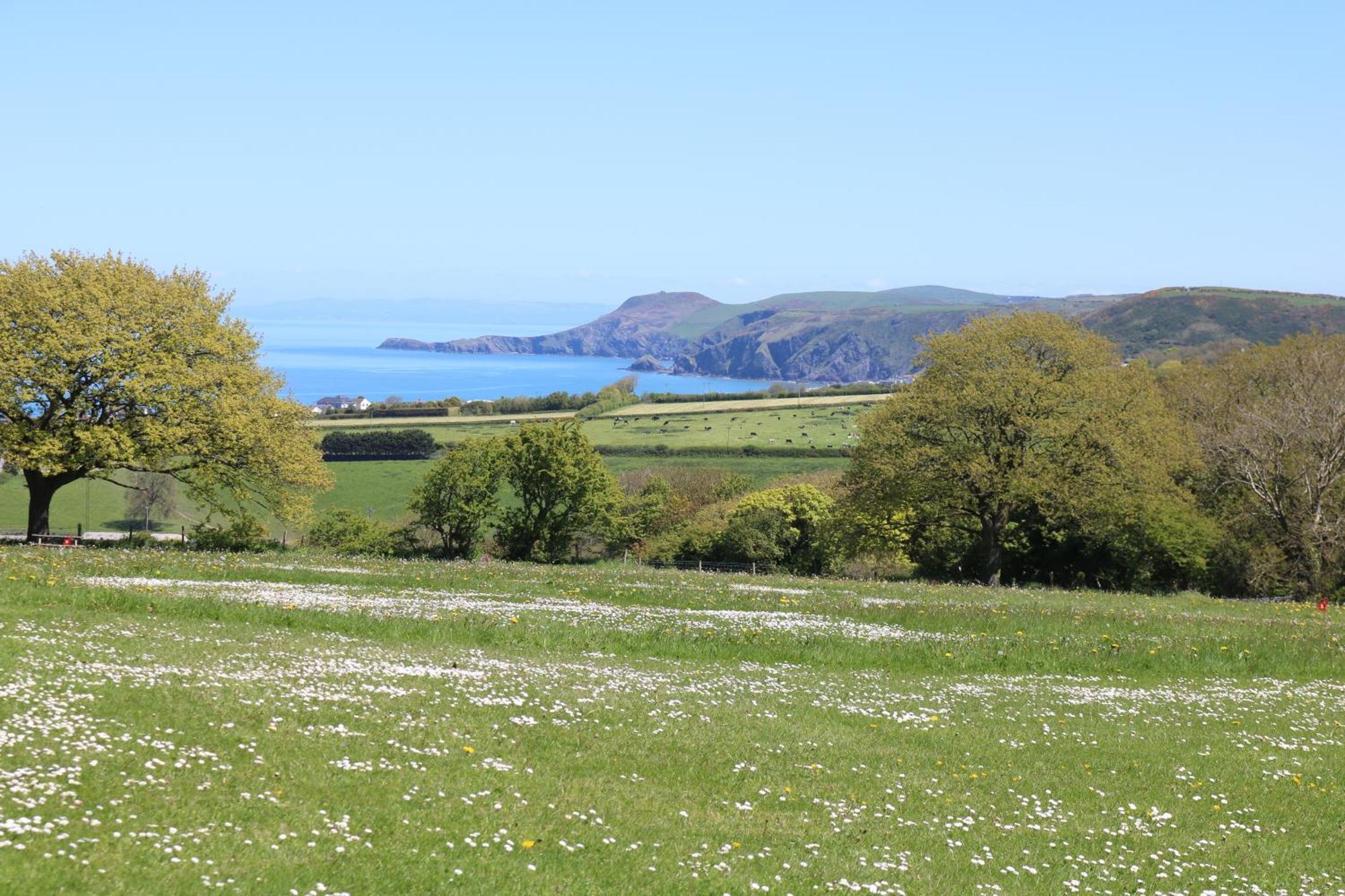 Penlan Coastal Cottages - Cornerstone Aberporth Bagian luar foto